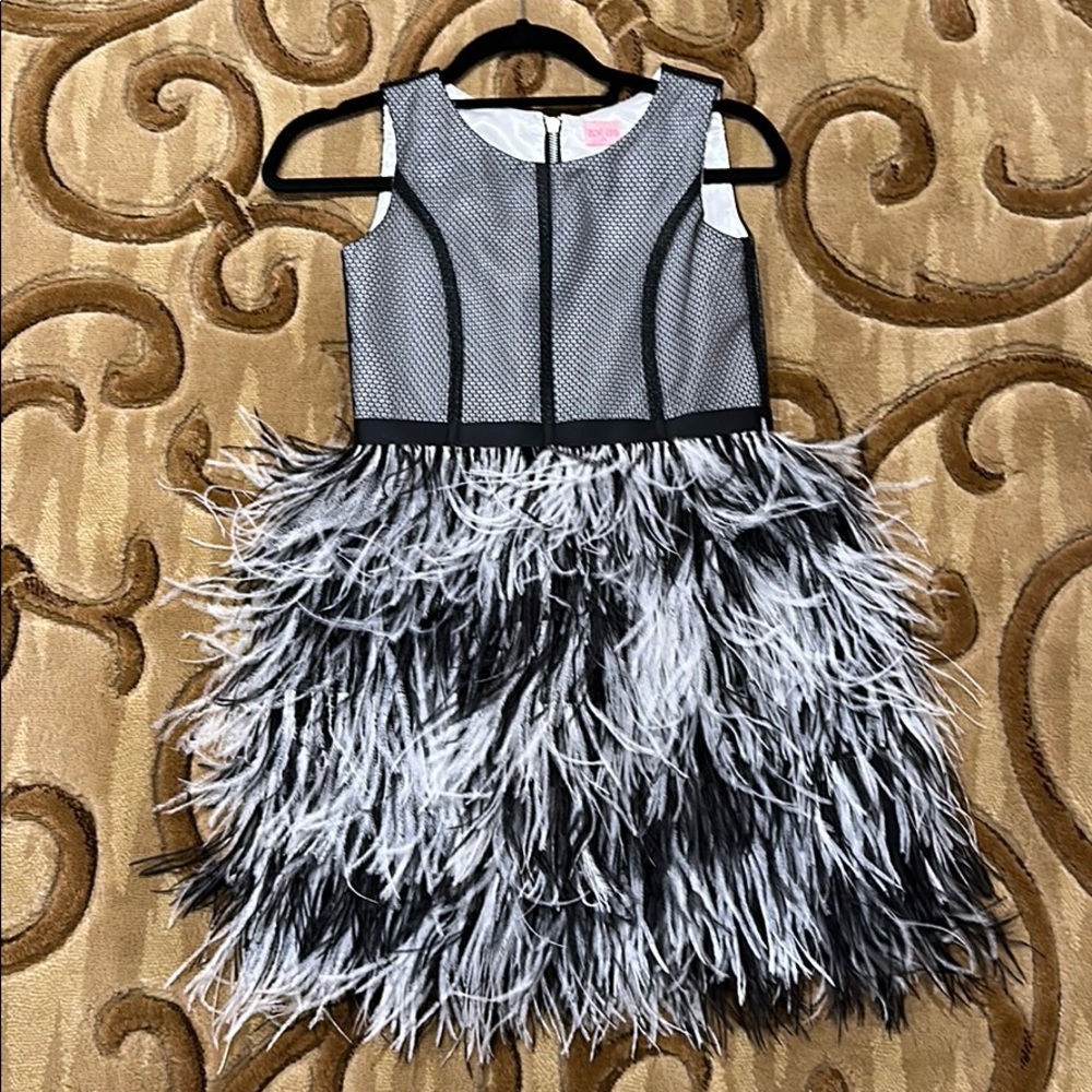 ZOE unique dress in VERY GOOD CONDITION!